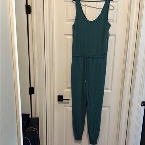 Athleta jumpsuit size medium